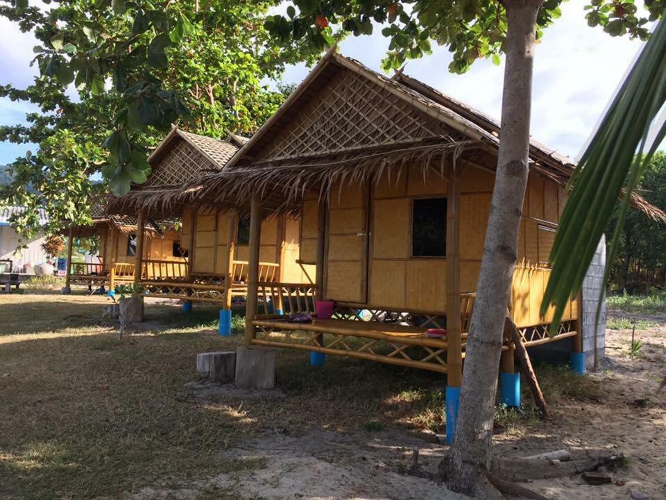 Campeggio Koh Phaluai Bangalow *